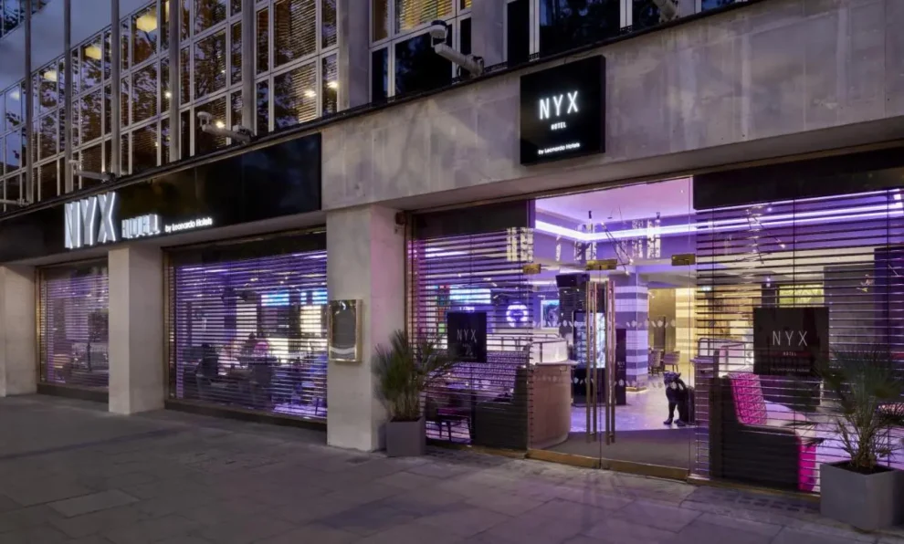 NYX Hotel London Holborn to Heathrow Airport Minicab